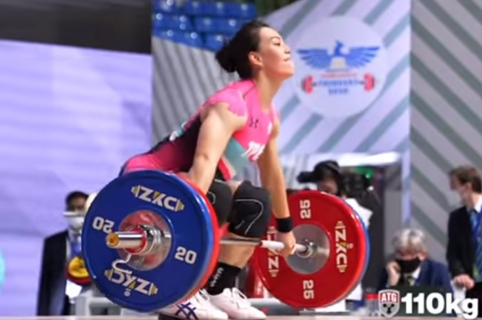 Kuo Hsing-Chun bat le record du monde snatch dans sa catégorie : 110 kg !