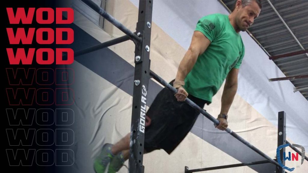 wod crossfit bar muscle up
