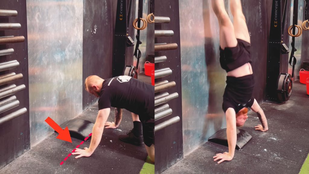 handstand push up crossfit position